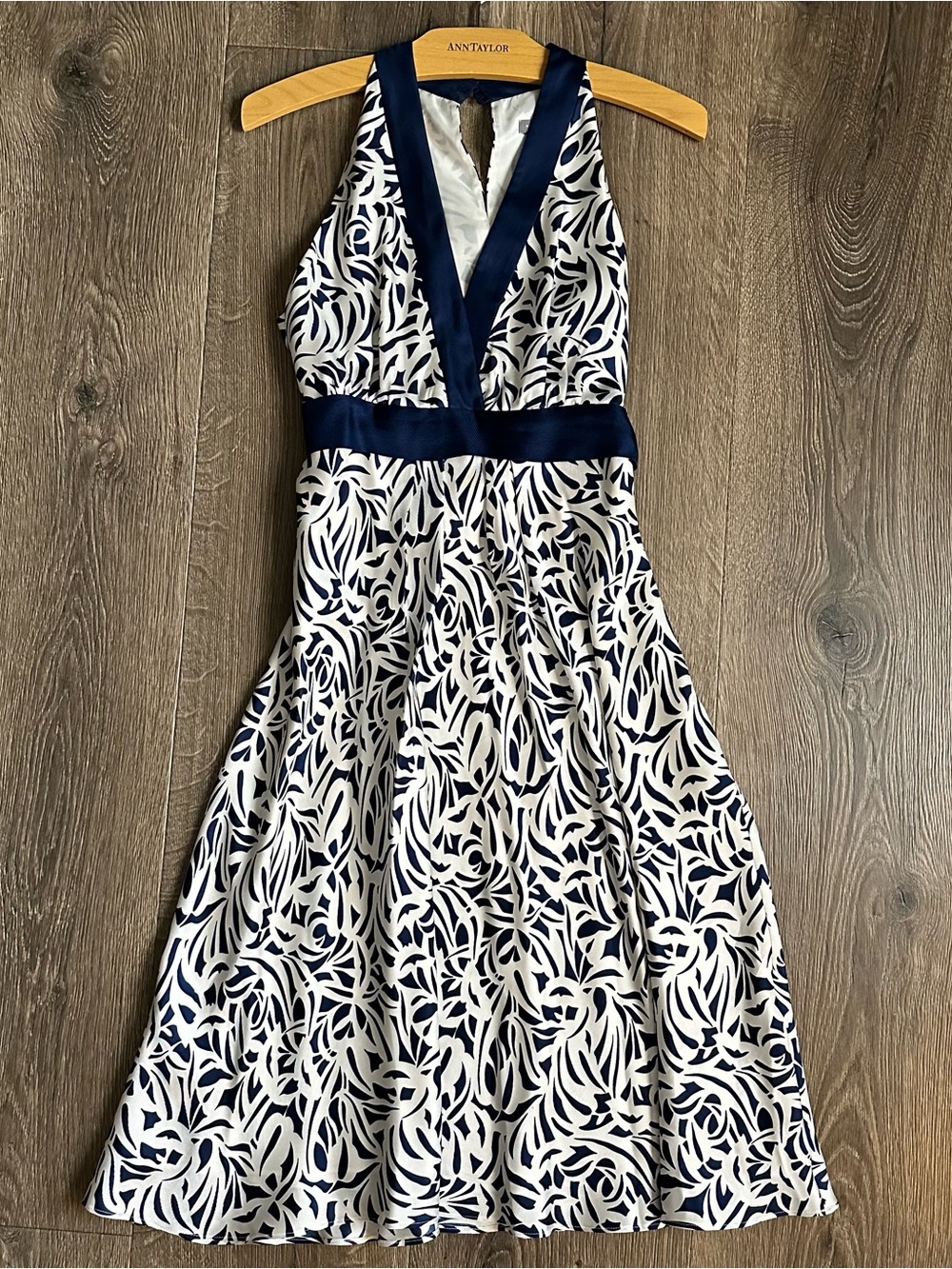 Ann Taylor 100% Silk Midi Dress